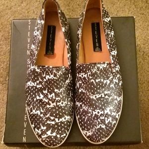 Steve Madden Loafers
